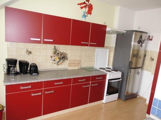 Sehr-Schoene-4-Raum-Maisonette-Fewo-Mit-110Qm-Balkon-Zentral-Preiswert-T7 Dresden Exterior photo